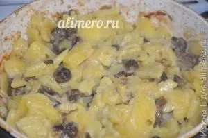 Картопля з опеньками на сковороді (опеньки) Картопля з опеньками на сковороді