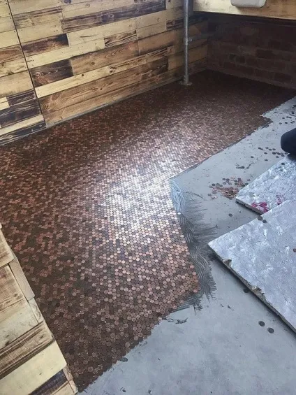 Коли Барбер дізнався, скільки буде коштувати зробити підлогу в салоні, то виклав його грошима, умкра