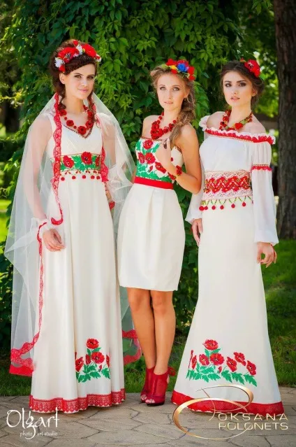 Колоритні весільні сукні в українському стилі (стилі) Колоритні весільні сукні в українському стилі