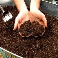 Компостна купа своїми руками