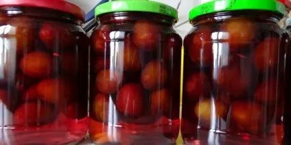 Компот на зиму з абрикосів - рецепт приготування плода - фрукта з кісточками (компот) Компот на зиму з абрикосів - рецепт приготування плода - фрукта з кісточками