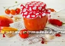 Консервовані помідори на зиму з гірким перцем і часником (часником) Консервовані помідори на зиму з гірким перцем і часником