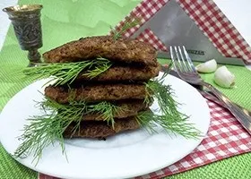 Котлети з печінки - рецепт з фото