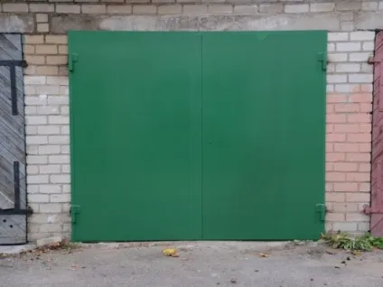 Фарба для гаражних воріт відео-інструкція з фарбування гаража, чим і як пофарбувати, фото (фарба) Фарба для гаражних воріт відео-інструкція з фарбування гаража, чим і як пофарбувати, фото