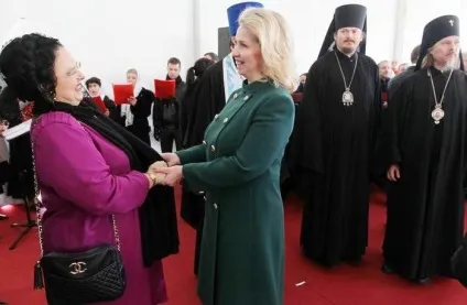 Хто стоїть за спиною у путина, чому захворів дима і чому довіряти патріарху більше не можна (політика) Хто стоїть за спиною у путина, чому захворів дима і чому довіряти патріарху більше не можна