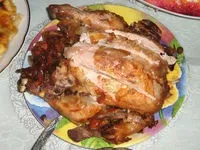 Курка, фарширована сухофруктами, мамина їжа (сухофруктами) Курка, фарширована сухофруктами, мамина їжа