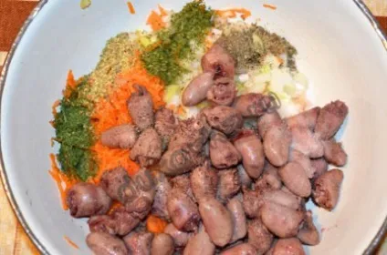 Курячі сердечка з картоплею - рецепт з покроковими фото (курячі сердечка з картоплею) Курячі сердечка з картоплею - рецепт з покроковими фото