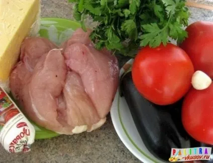 Куряче філе запечене в духовці з помідорами і баклажанами (фото-рецепт) (куряче філе з помідорами) Куряче філе запечене в духовці з помідорами і баклажанами (фото-рецепт)