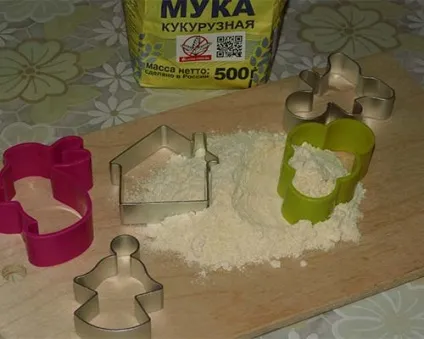 Кукурудзяне борошно користь і шкода вживання (користь) Кукурудзяне борошно користь і шкода вживання