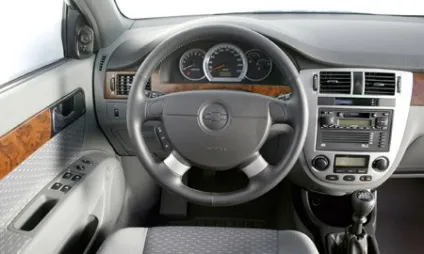 Lacetti салон