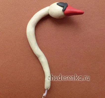 Лебідь з пластиліну