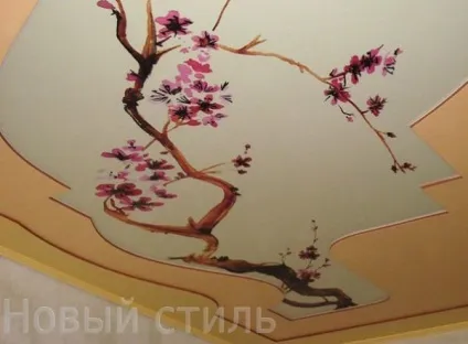 Натяжна стеля сакура