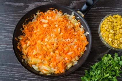Ледачі курячі ніжки з рисом і кукурудзою (курячі) Ледачі курячі ніжки з рисом і кукурудзою