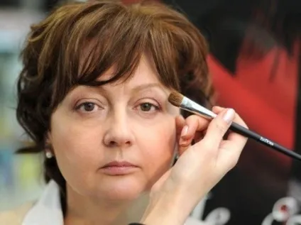 Макіяж після 40, який молодить!