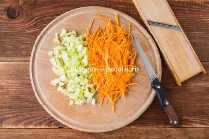 Маринована цвітна капуста по-корейськи (кольорова) Маринована цвітна капуста по-корейськи