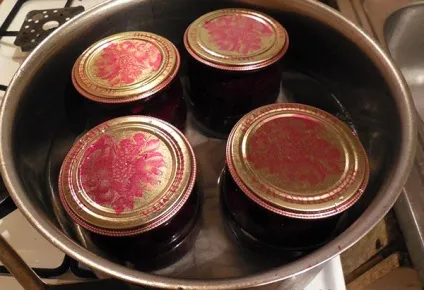 Маринований часник з буряком, рецепти приготування цілих головок, часточок, відео (маринований) Маринований часник з буряком, рецепти приготування цілих головок, часточок, відео