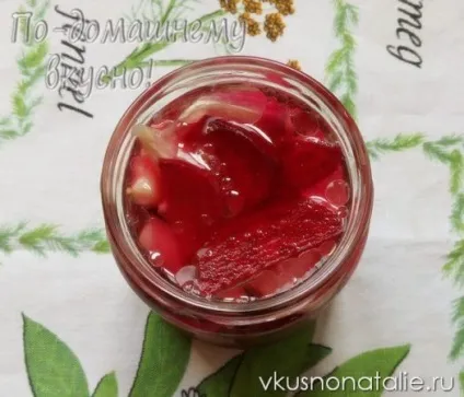 Маринований часник з буряком (буряком) Маринований часник з буряком