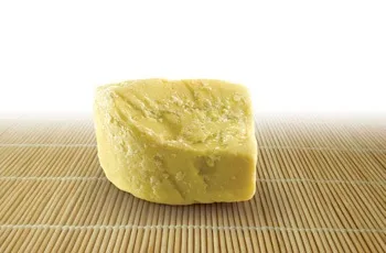 Масло какао, застосування в догляді за шкірою, лікування, 10 домашніх рецептів догляд за шкірою (масло) Масло какао, застосування в догляді за шкірою, лікування, 10 домашніх рецептів догляд за шкірою