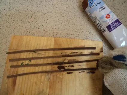 Робимо мініатюру старовинної бочки - ярмарок майстрів - ручна робота, handmade (клей прозорий) Робимо мініатюру старовинної бочки - ярмарок майстрів - ручна робота, handmade