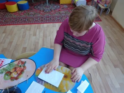 Майстер-клас для педагогів «трохи про мармурування» (ігри для дошкільнят) Майстер-клас для педагогів «трохи про мармурування»