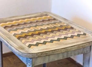 Меблі зі старих дощок