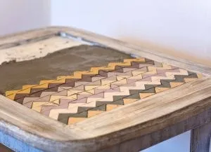 Меблі зі старих дощок