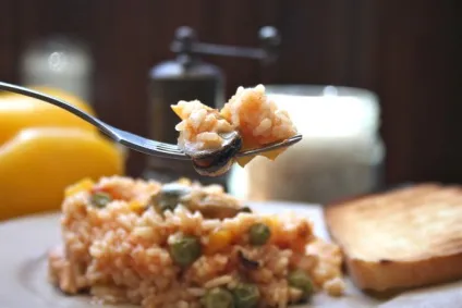 Класична паелья з куркою і морепродуктами - як приготувати паелью в домашніх умовах, (куркою) Класична паелья з куркою і морепродуктами - як приготувати паелью в домашніх умовах,
