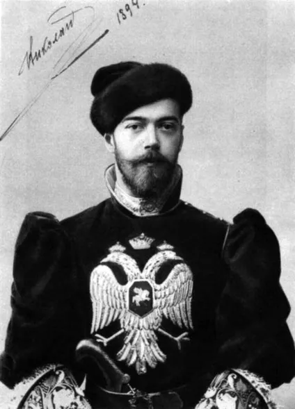 Микола другий дуже любив собак і котів та інших тварин ... вбивати