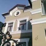 Міжповерхових карниз для фасаду будинку і будівель фото і ціни (карниз на фасаді) Міжповерхових карниз для фасаду будинку і будівель фото і ціни
