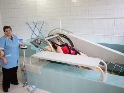 Методи лікування грижі шийного відділу хребта без операції (лікування) Методи лікування грижі шийного відділу хребта без операції