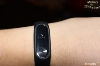Mi band 2, який показує номер абонента або пише рядком, що біжить і з - розумним - (який) Mi band 2, який показує номер абонента або пише рядком, що біжить і з - розумним -