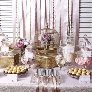 Модний тренд candy bar або солодкий стіл на весілля
