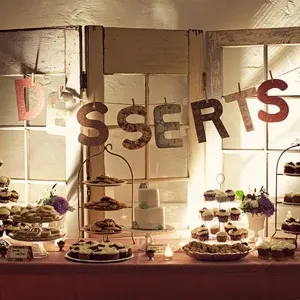 Модний тренд candy bar або солодкий стіл на весілля
