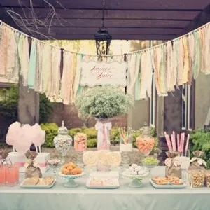 Модний тренд candy bar або солодкий стіл на весілля