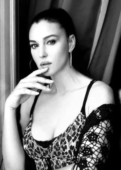 Monica bellucci і її жіночні образи - ярмарок майстрів - ручна робота, handmade (актриса) Monica bellucci і її жіночні образи - ярмарок майстрів - ручна робота, handmade