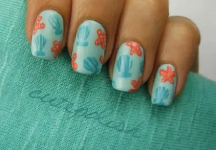 Морський манікюр з зірками і черепашками (Essie Mint Candy) Морський манікюр з зірками і черепашками