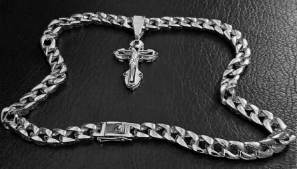Чоловічі срібні ланцюжки на шию і руку види та особливості вибору