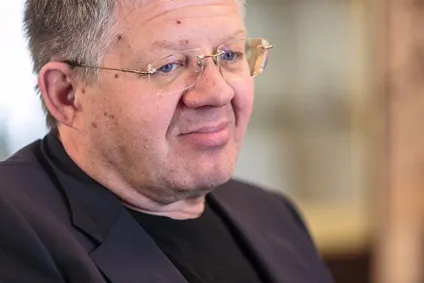 На фабриці вкрали три асортиментних кабінету ... »(вкрали асортиментних кабінету ...») На фабриці вкрали три асортиментних кабінету ... »