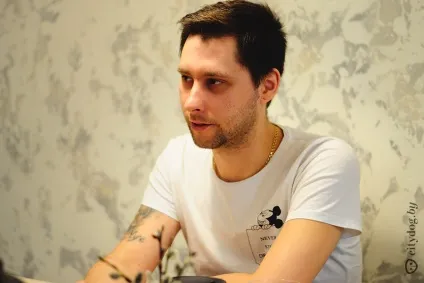 Музиканти про вуличну музику «ті, хто думають, що гра на вулиці - це лeгкіе гроші, глибоко (думають) Музиканти про вуличну музику «ті, хто думають, що гра на вулиці - це лeгкіе гроші, глибоко