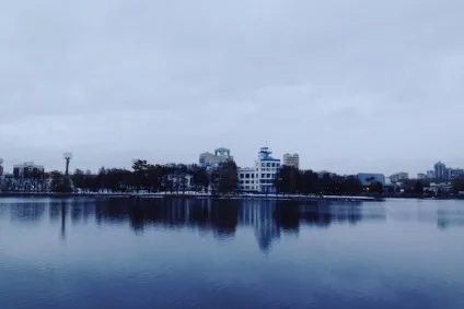 На районі від «єврейського дому» по околицях (єврейського) На районі від «єврейського дому» по околицях