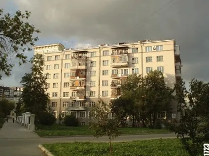 На районі від «єврейського дому» по околицях (єврейського) На районі від «єврейського дому» по околицях