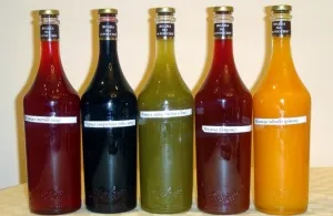 Настоянки на самогоні в домашніх умовах кращі рецепти приготування (рецепти) Настоянки на самогоні в домашніх умовах кращі рецепти приготування