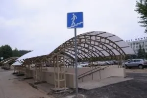 На вулиці під час буревію, азбука здоров'я (що) На вулиці під час буревію, азбука здоров'я