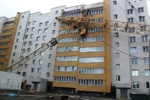 На вулиці під час буревію, азбука здоров'я (виживання) На вулиці під час буревію, азбука здоров'я