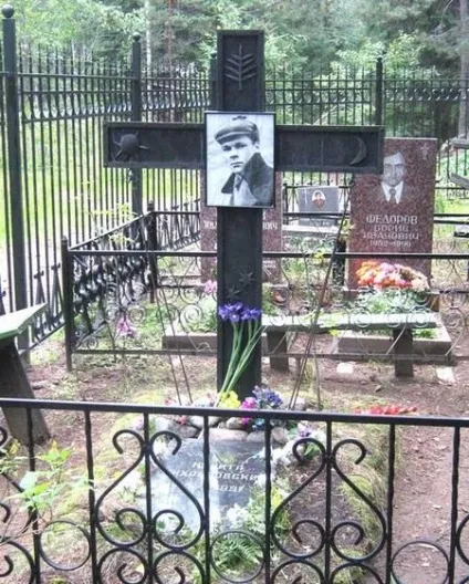 Микита Михайлівський біографія актора, фото, його дружина і син (актора) Микита Михайлівський біографія актора, фото, його дружина і син