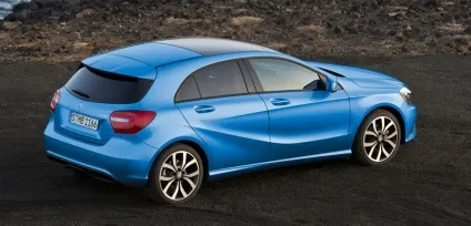Новий mercedes a-класу перетворився на - звичайний хетчбек (хетчбек) Новий mercedes a-класу перетворився на - звичайний хетчбек