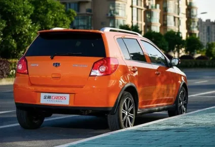 Новий geely mk cross 2016-2017 фото відео, ціна джилі мк крос характеристики, відгуки (витрата палива) Новий geely mk cross 2016-2017 фото відео, ціна джилі мк крос характеристики, відгуки