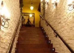 Облицювальна плитка для стін під камінь (плитка) Облицювальна плитка для стін під камінь