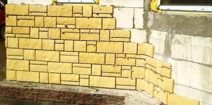 Облицювання штучним каменем (штучний камінь рекомендується) Облицювання штучним каменем