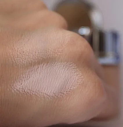 Оновлений la prairie skin caviar concealer foundation spf 15 (skin) Оновлений la prairie skin caviar concealer foundation spf 15